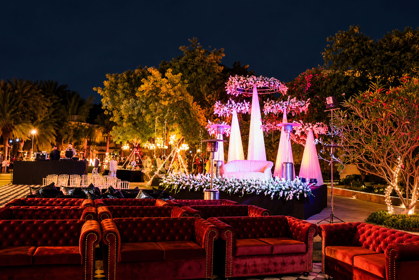 Modern palace wedding reception with lounge seating and evening entertainment in Udaipur